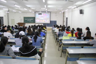 青春与使命同行——管理科学与工程学院组织观看“五月的鲜花”文艺汇演